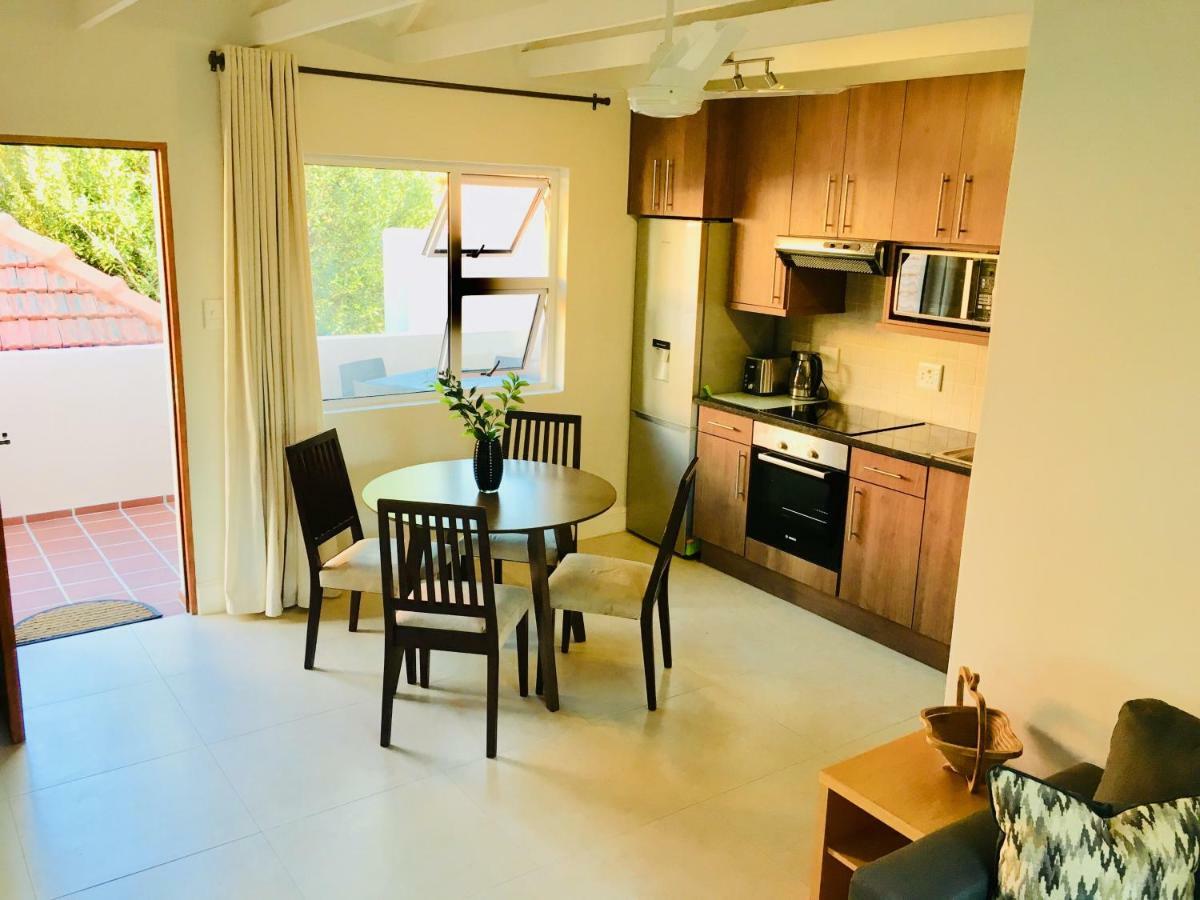 Kilkenny Cottages 2 Bedroom Unit Йоханесбург Екстериор снимка
