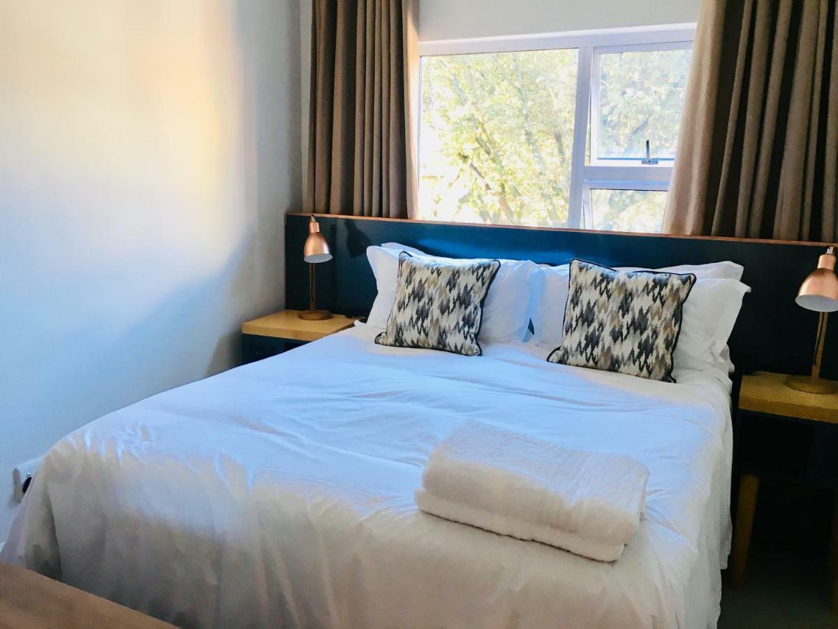 Kilkenny Cottages 2 Bedroom Unit Йоханесбург Екстериор снимка