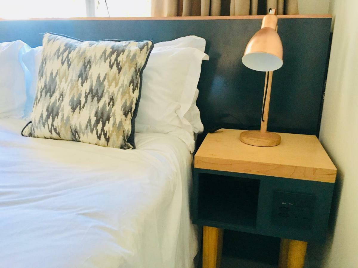 Kilkenny Cottages 2 Bedroom Unit Йоханесбург Екстериор снимка