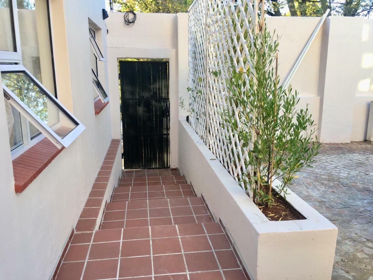 Kilkenny Cottages 2 Bedroom Unit Йоханесбург Екстериор снимка